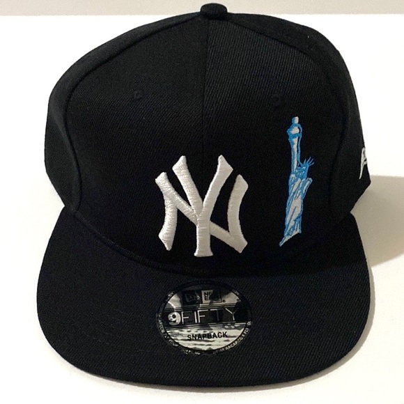 New Era Other - New Era NY Yankees ‘Lady Liberty’ Edition 9FIFTY Snapback